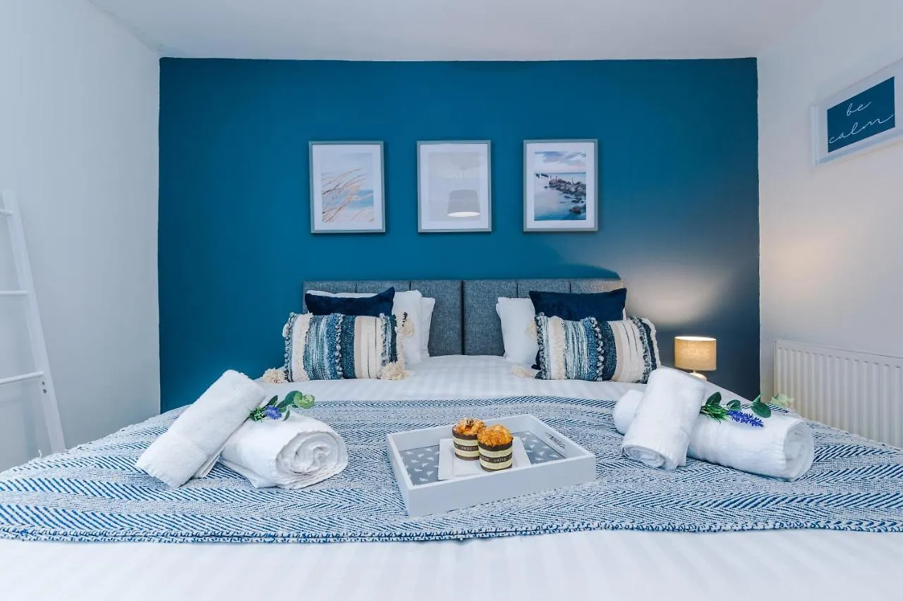 Holiday home Stylish City-Centre Home: Chester Comfort for 6