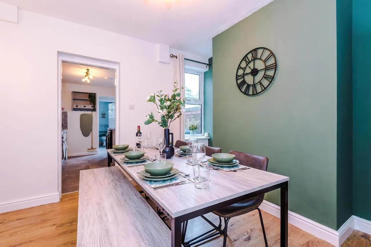 Stylish City-Centre Home: Chester Comfort for 6 0*,  United Kingdom
