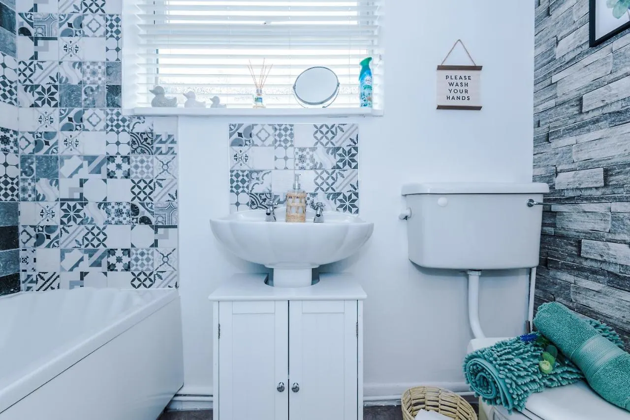 Stylish City-Centre Home: Chester Comfort for 6 0*,  United Kingdom